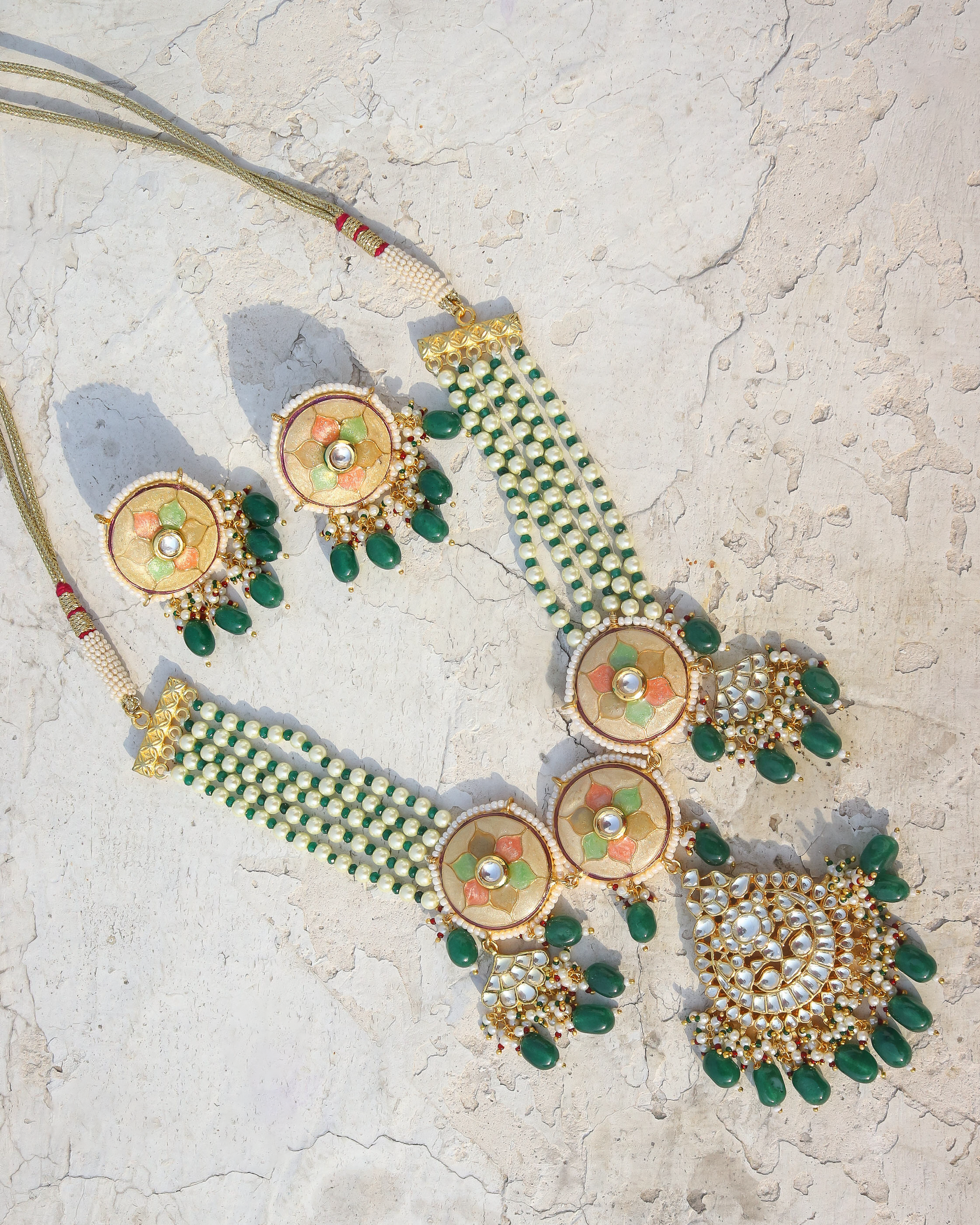 Maahee Necklace Set