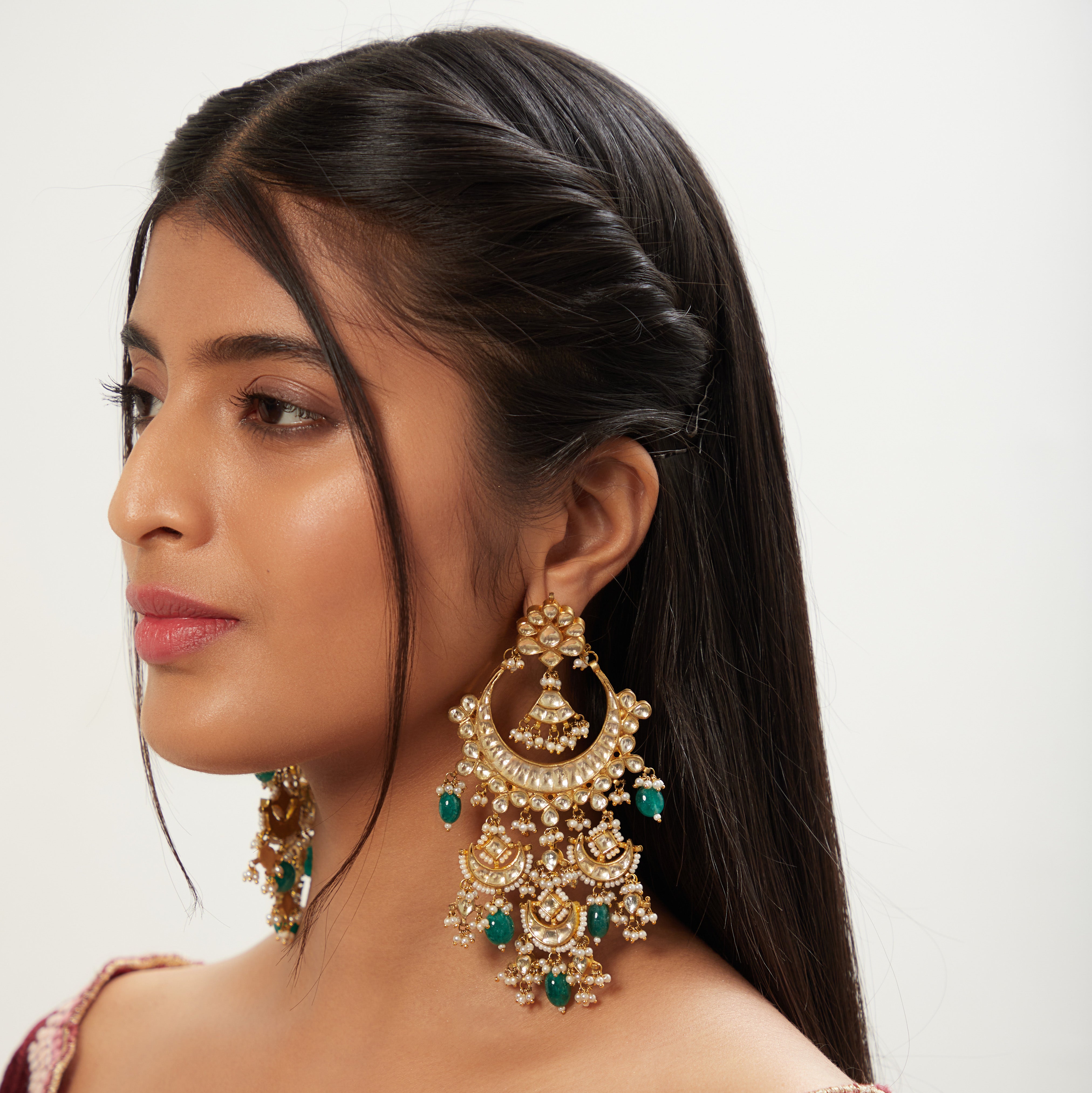 Nitya Long Chaandbaali