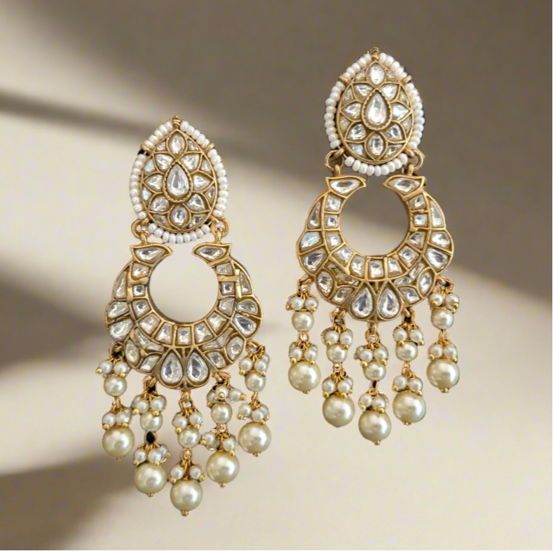 Aakriti Earrings