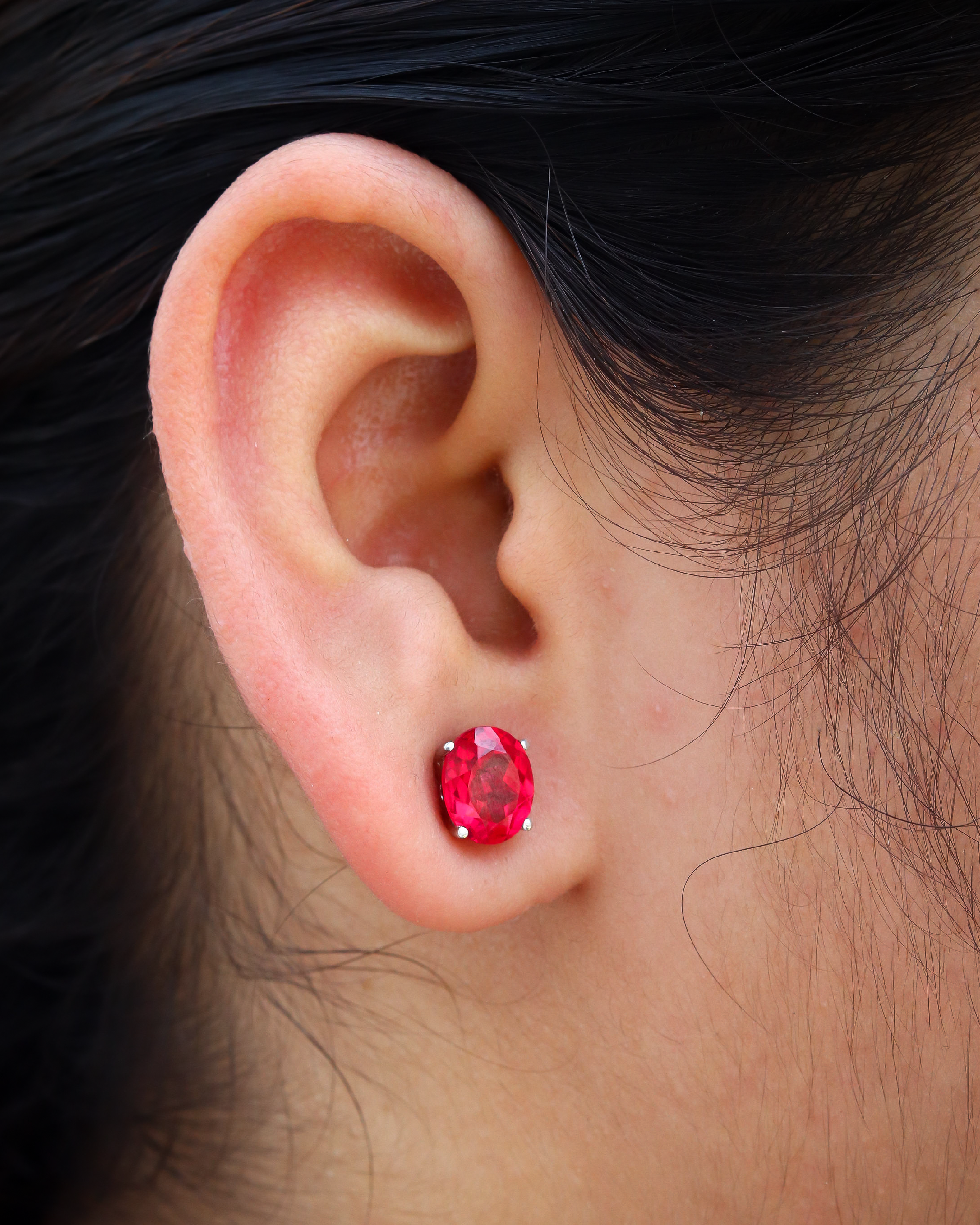 Mia Studs - Red