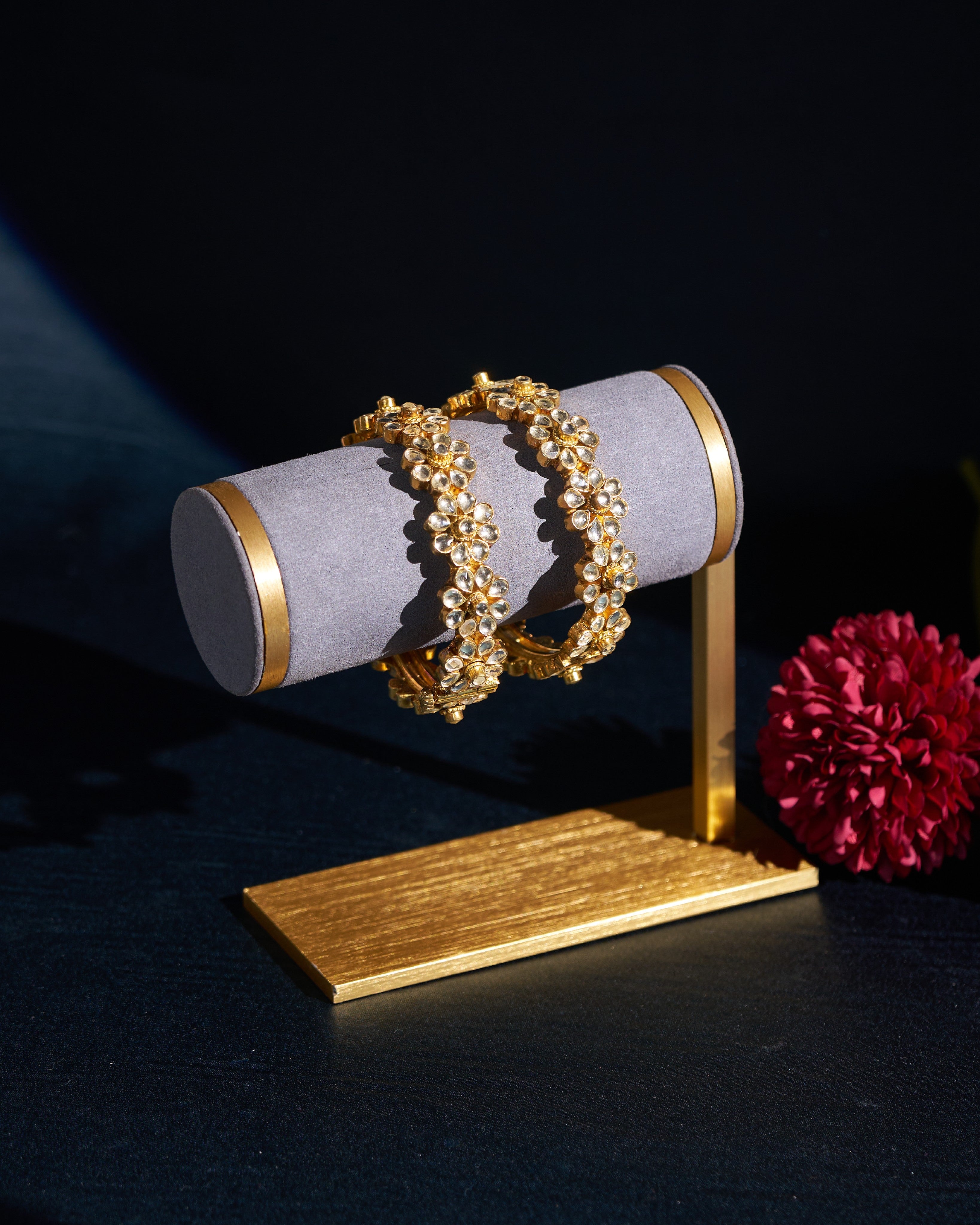 Avyukta Bangles