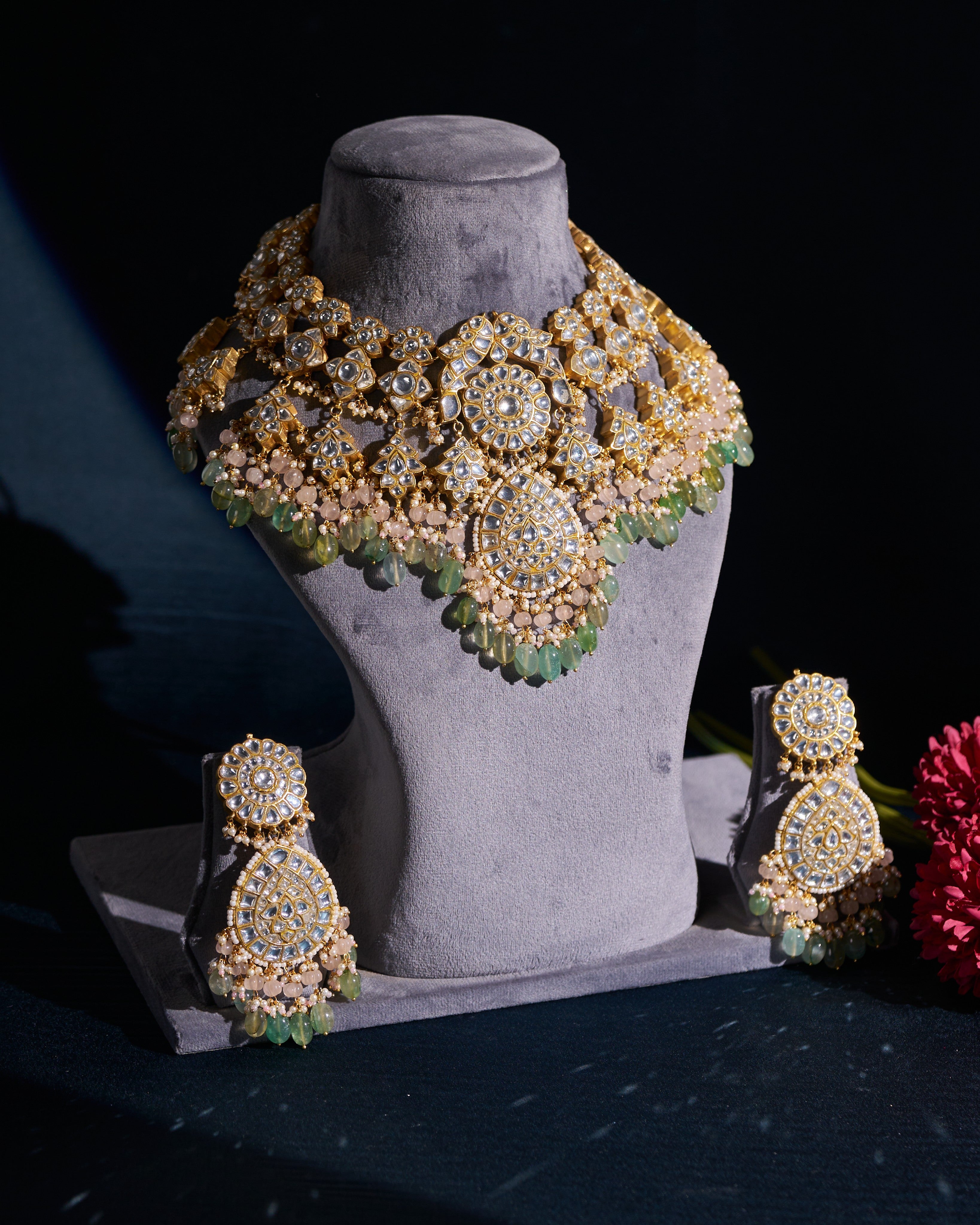 Ishna Necklace Set