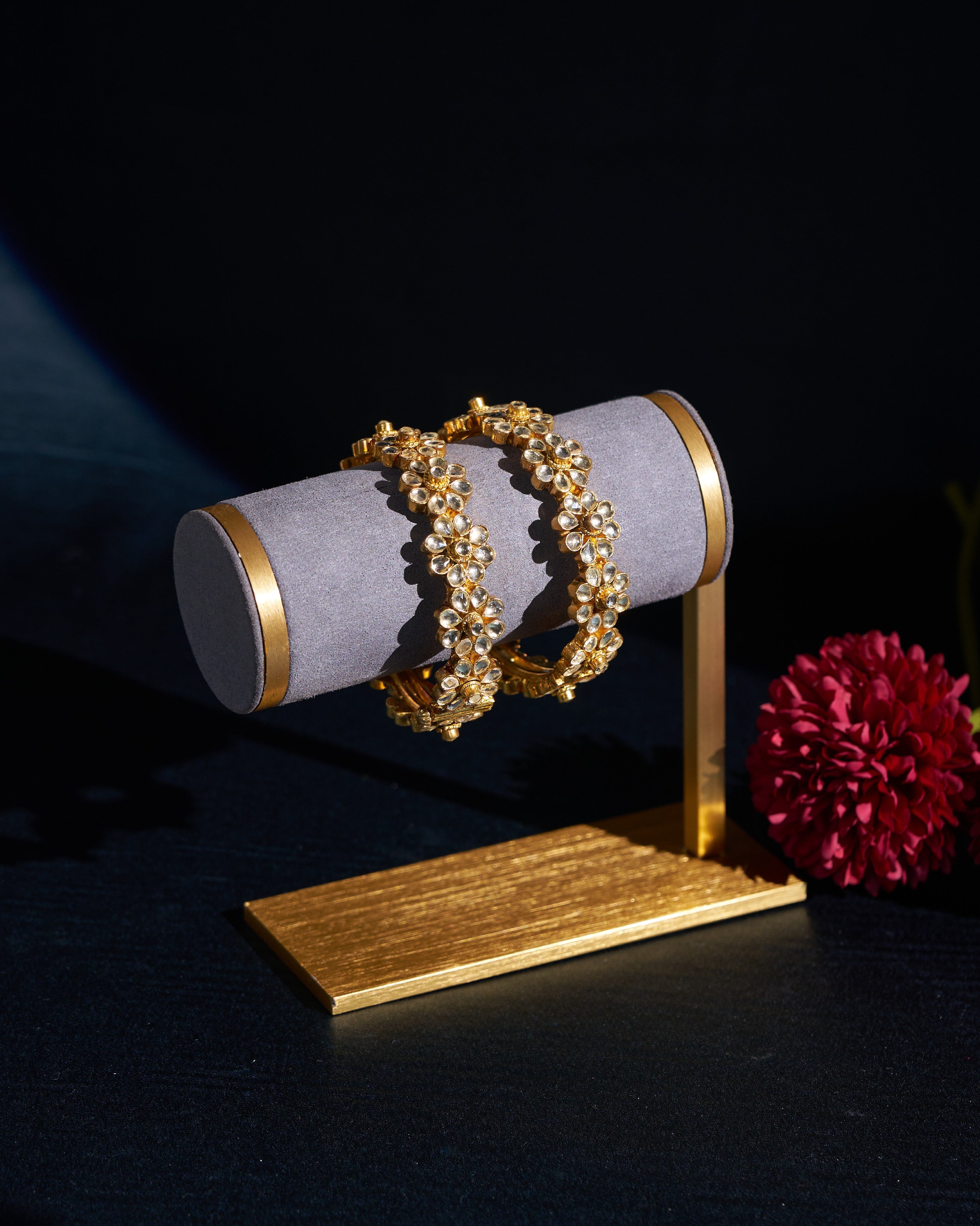 Avyukta Bangles