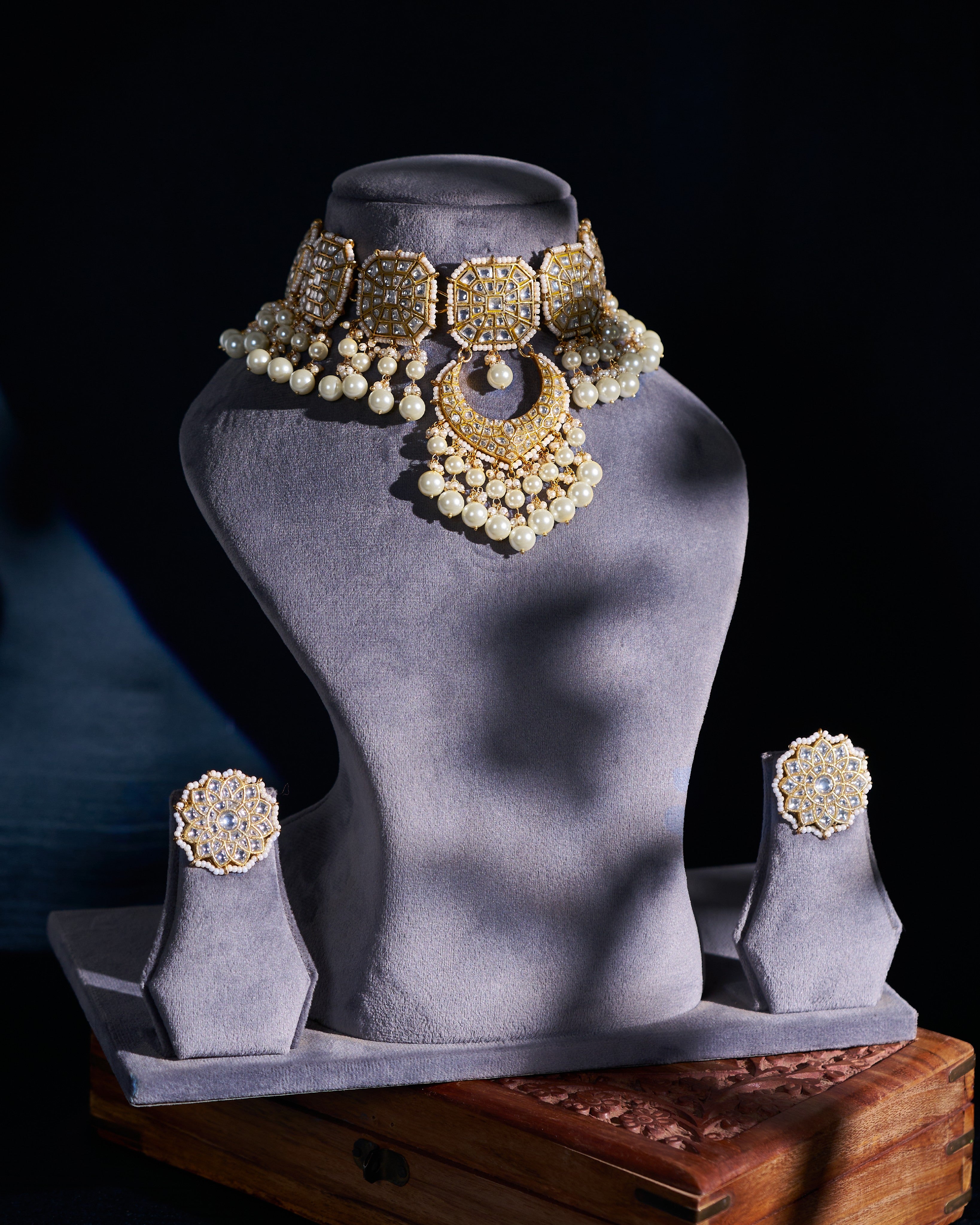 Darshee Necklace Set