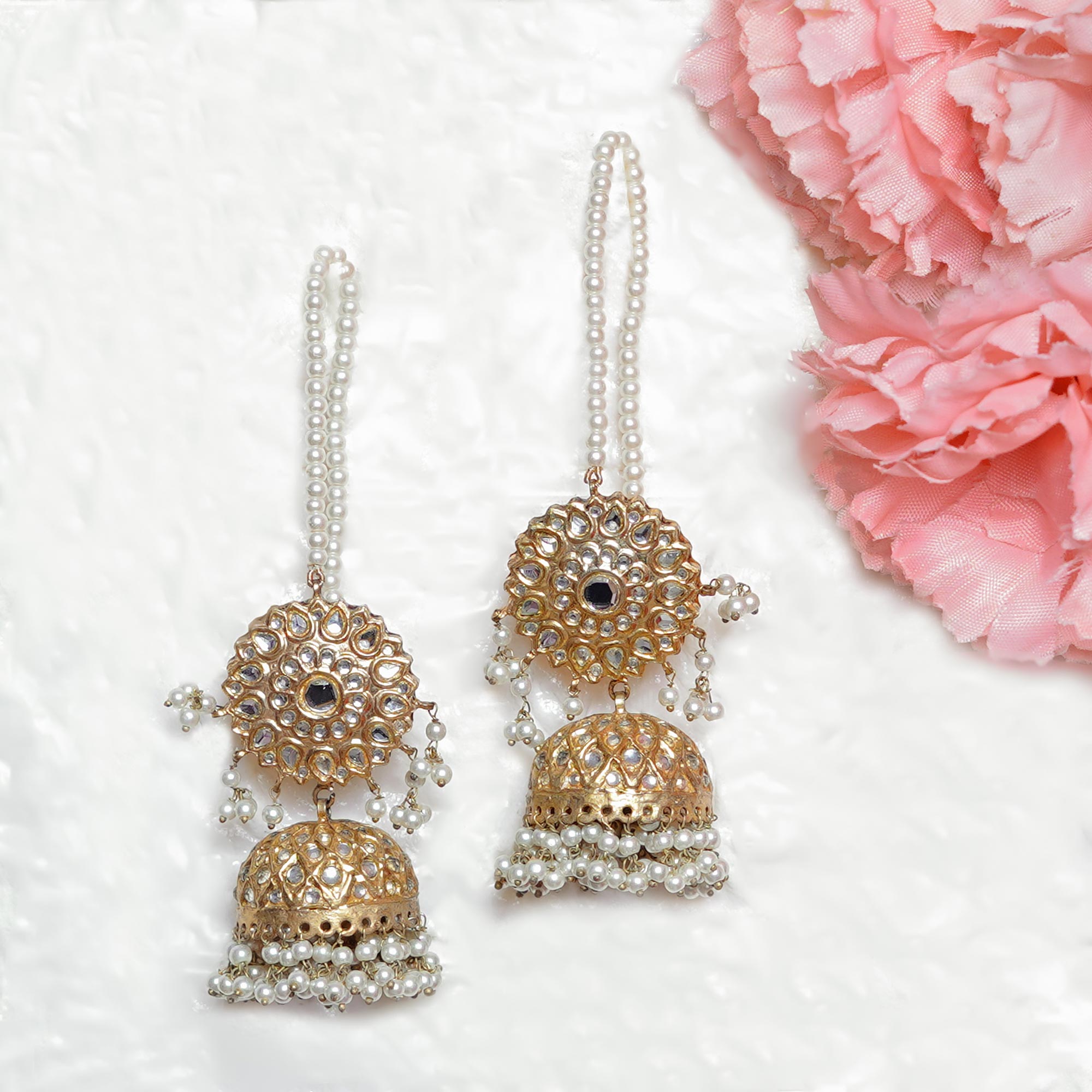 Sunehri Jhumka