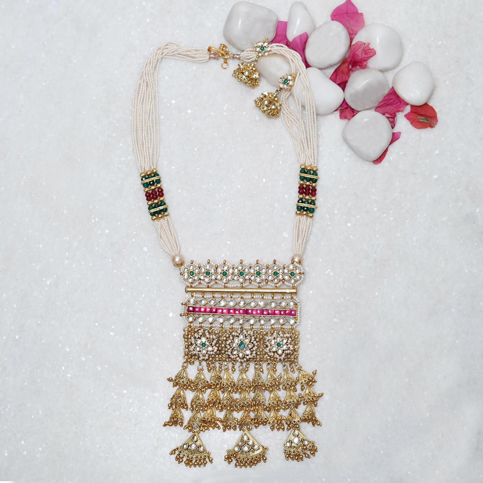 Nimrat Necklace Set