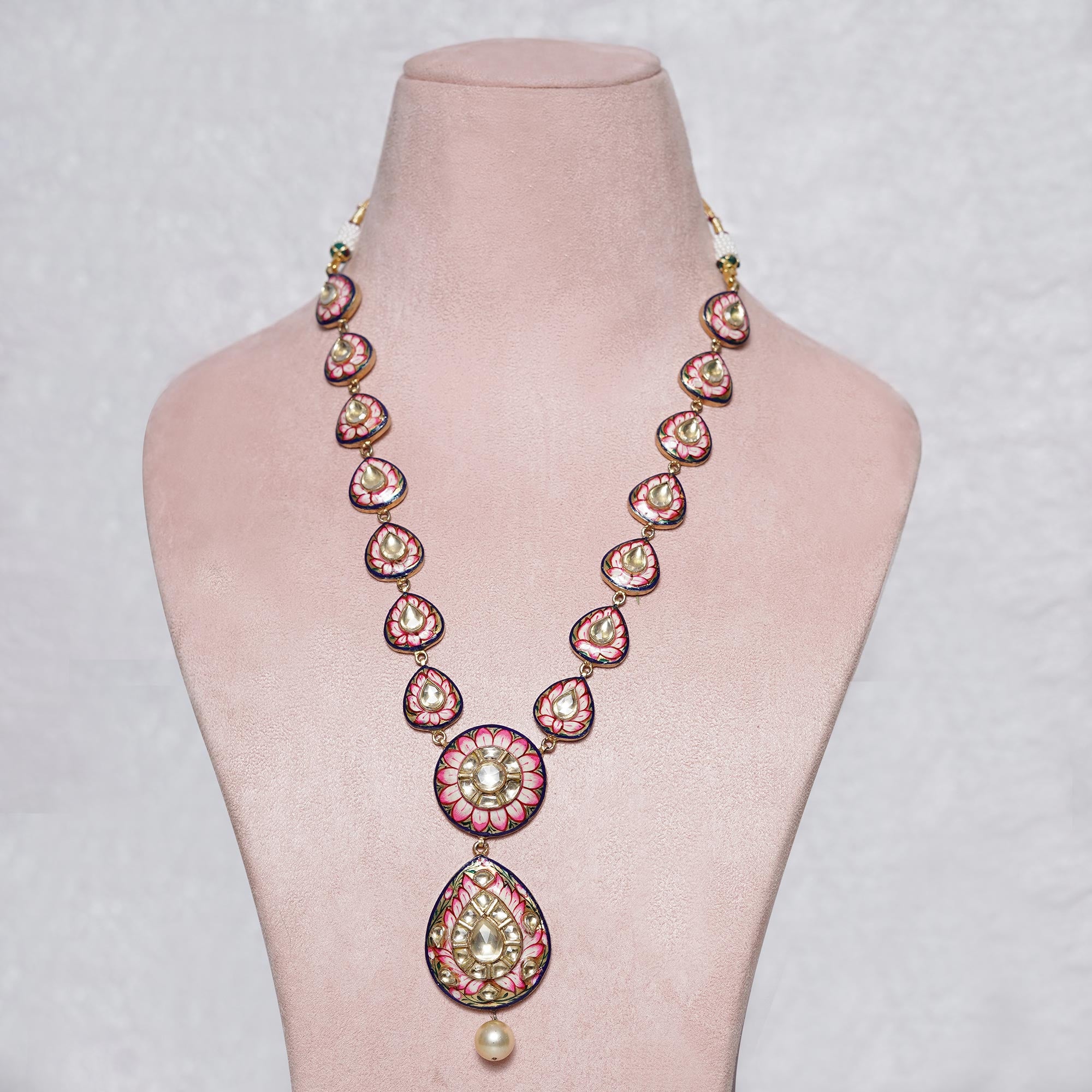 Mahi Necklace Set