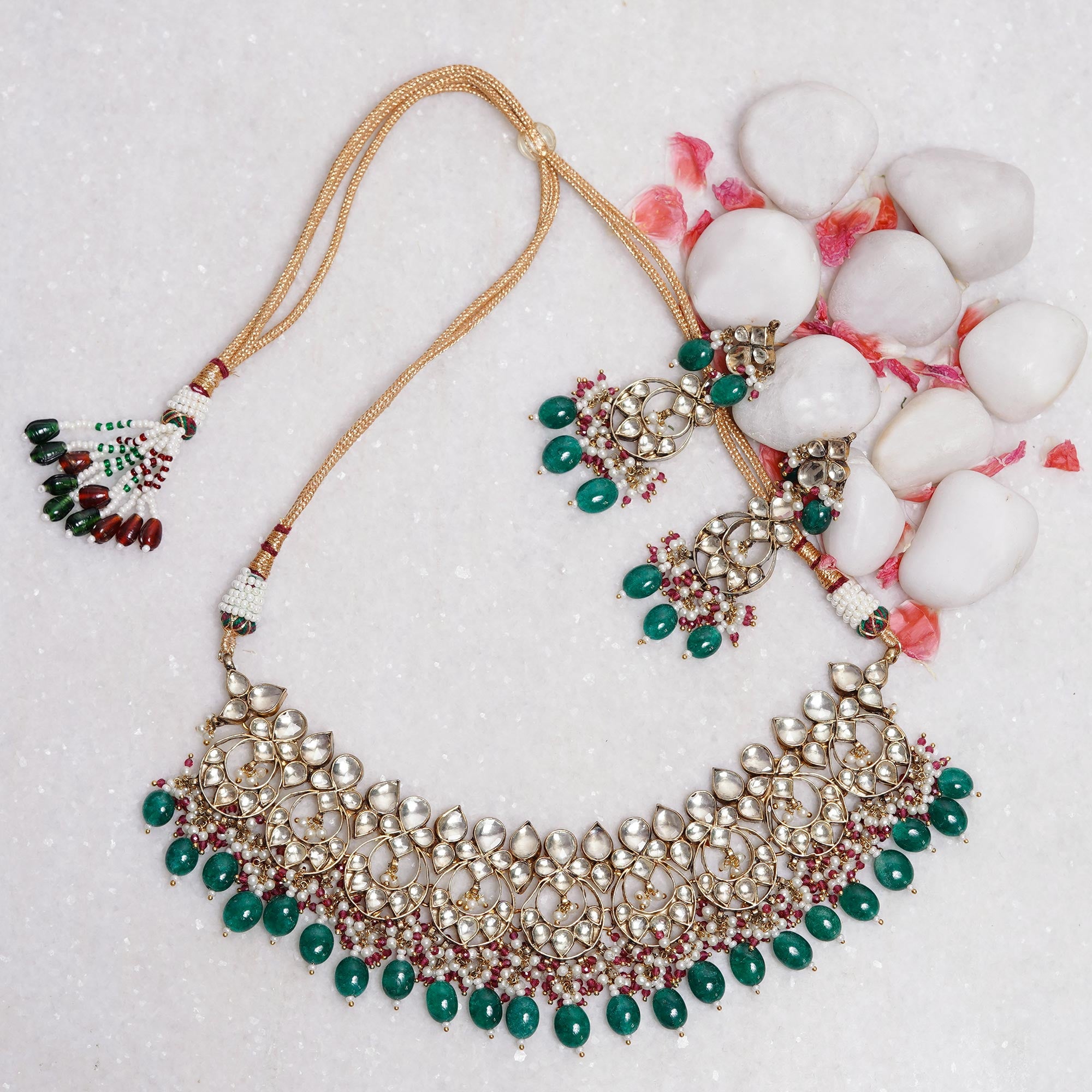 Tashu Necklace Set