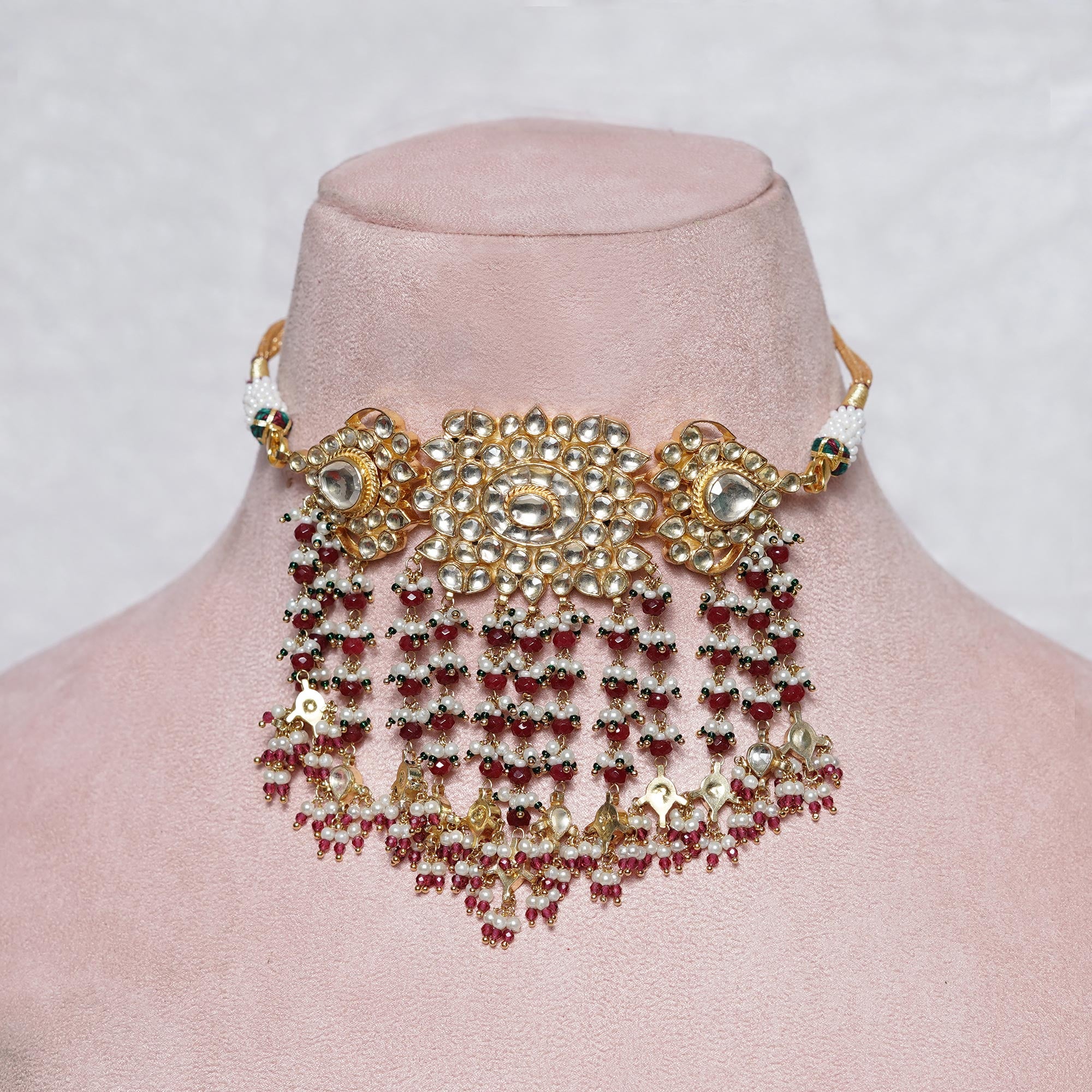 Yashira Necklace Set