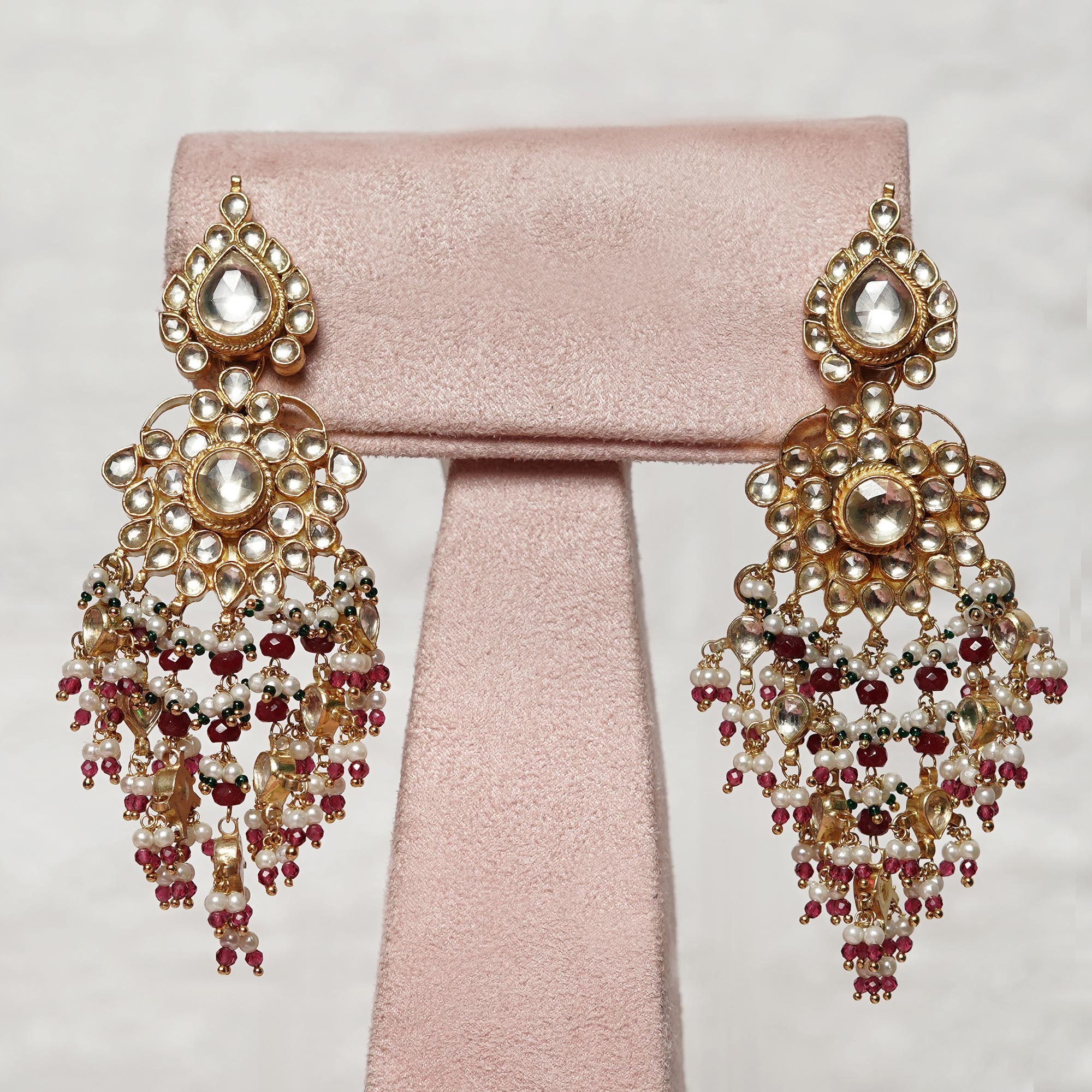 Yashira Necklace Set
