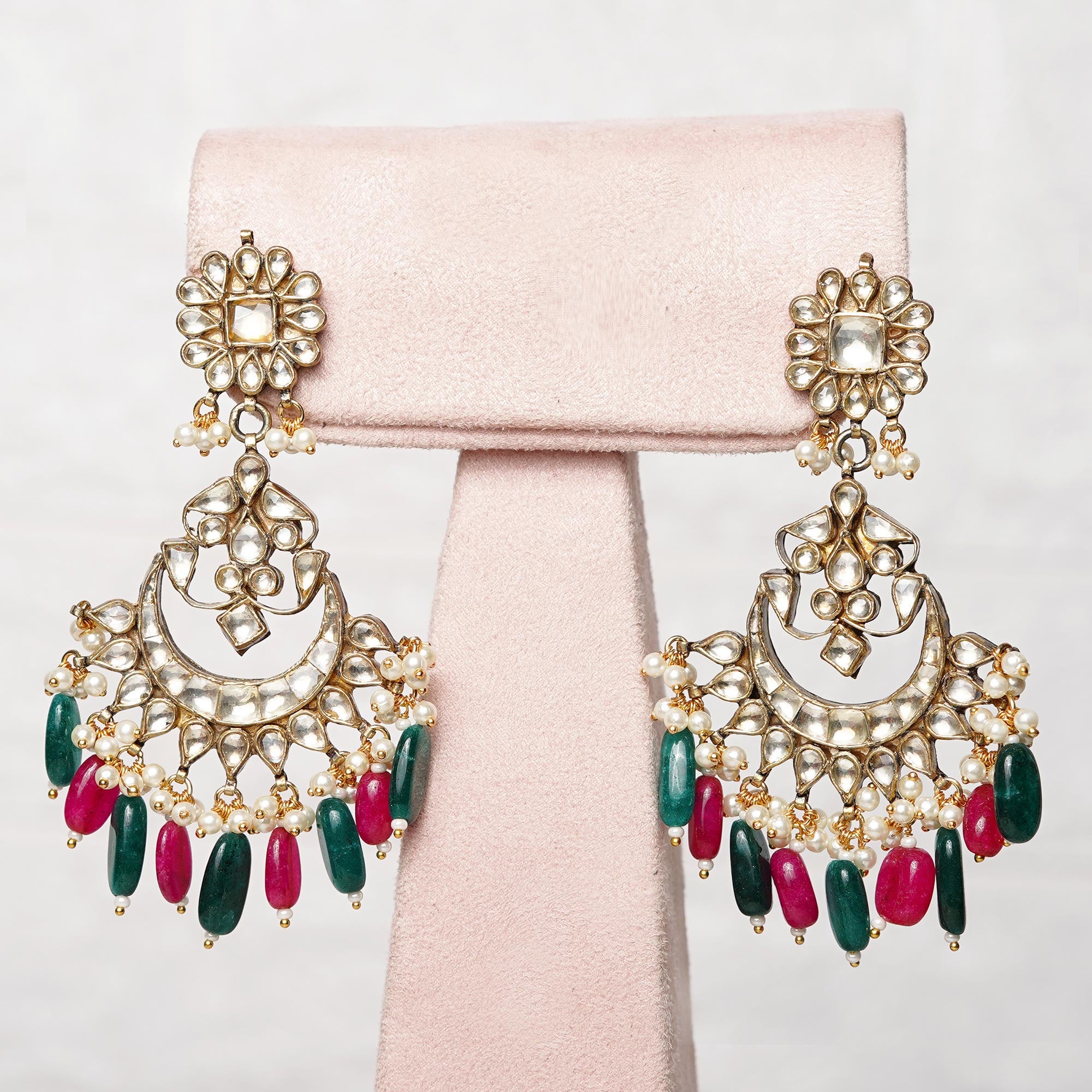 Pritara Necklace Set