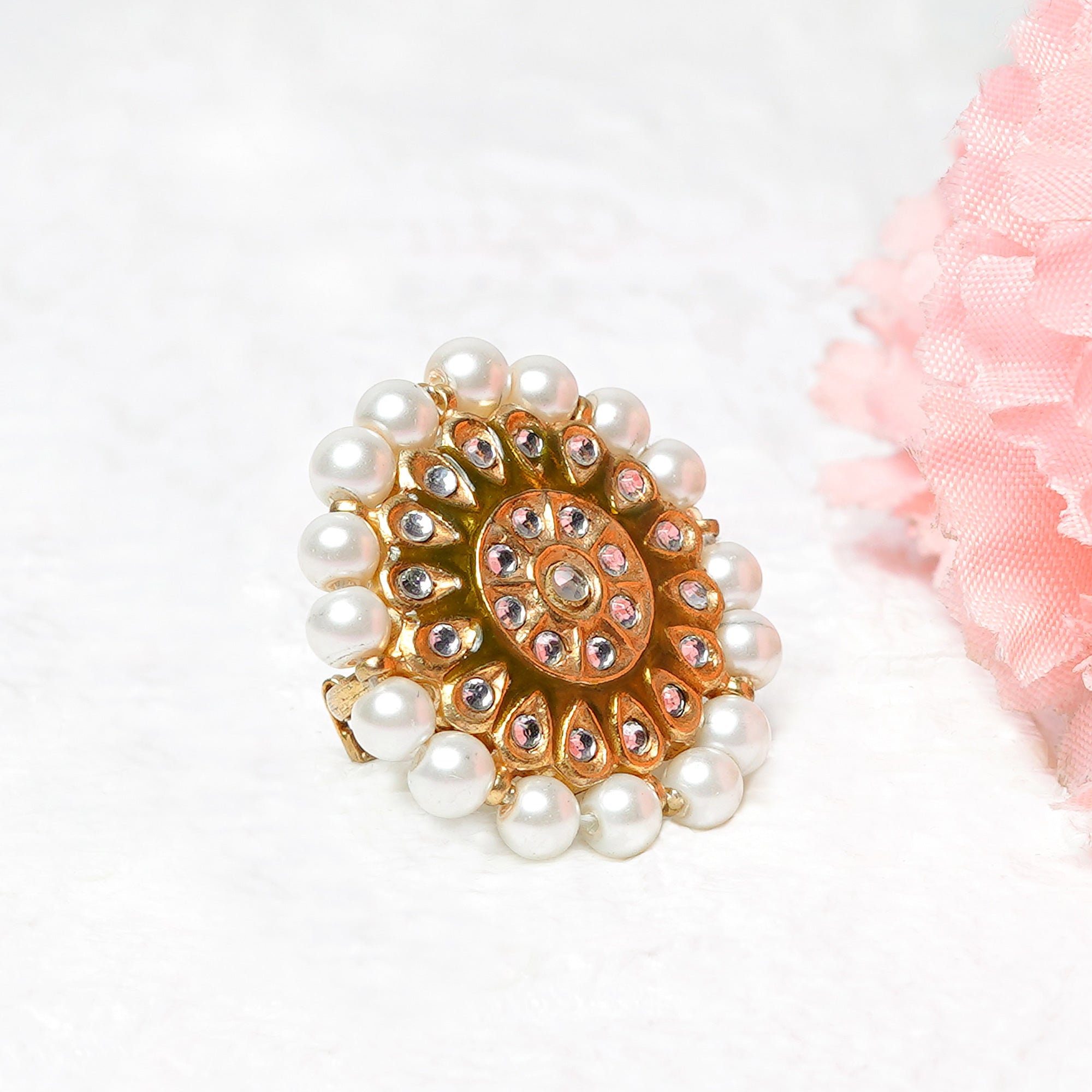 Sunehri Pearl Ring