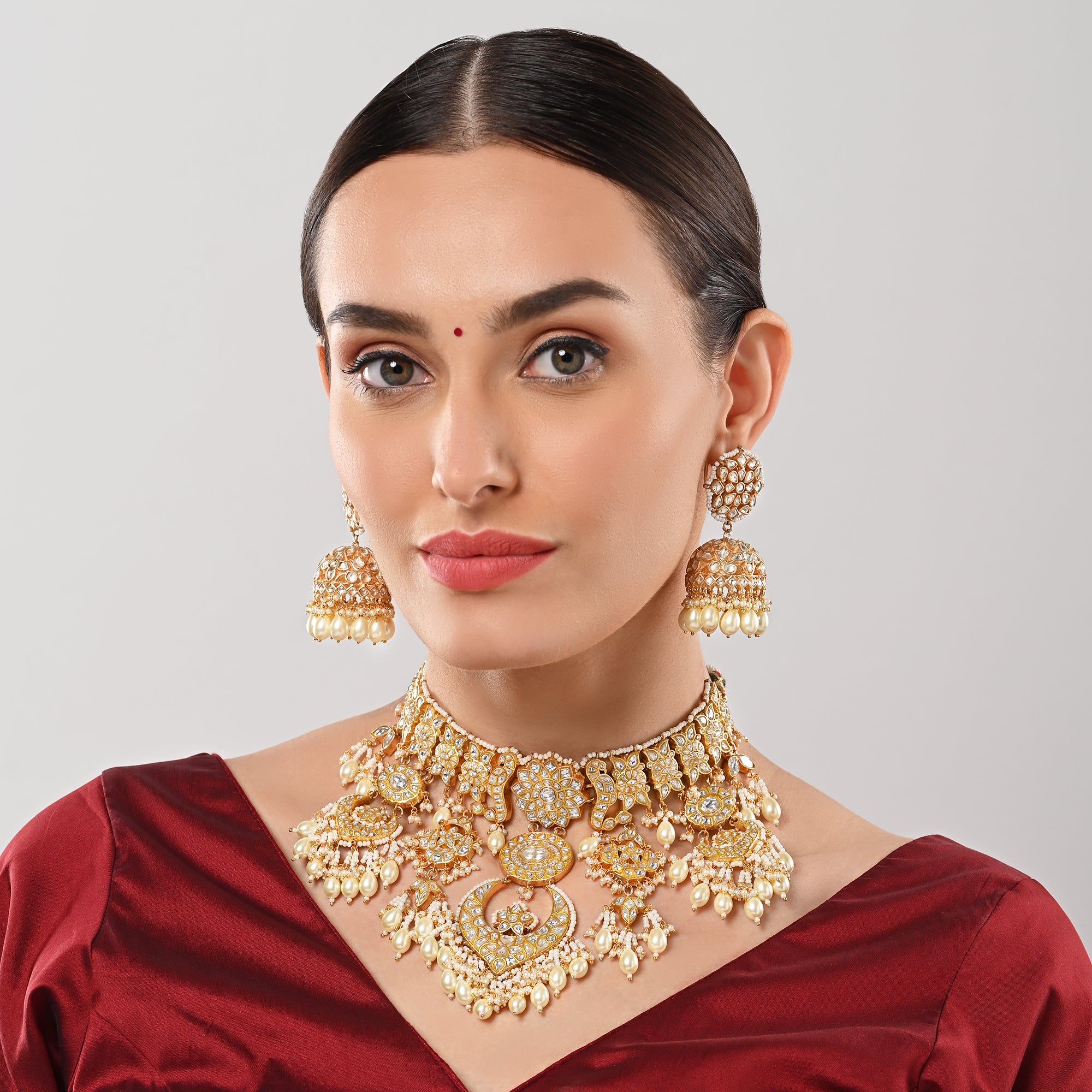 Varnika Necklace Set