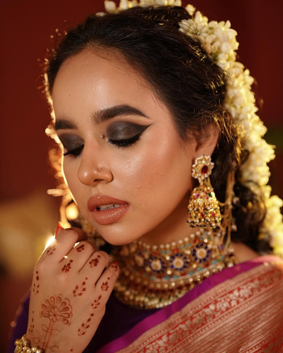 Sunanda Sharma in Meera Choker Set