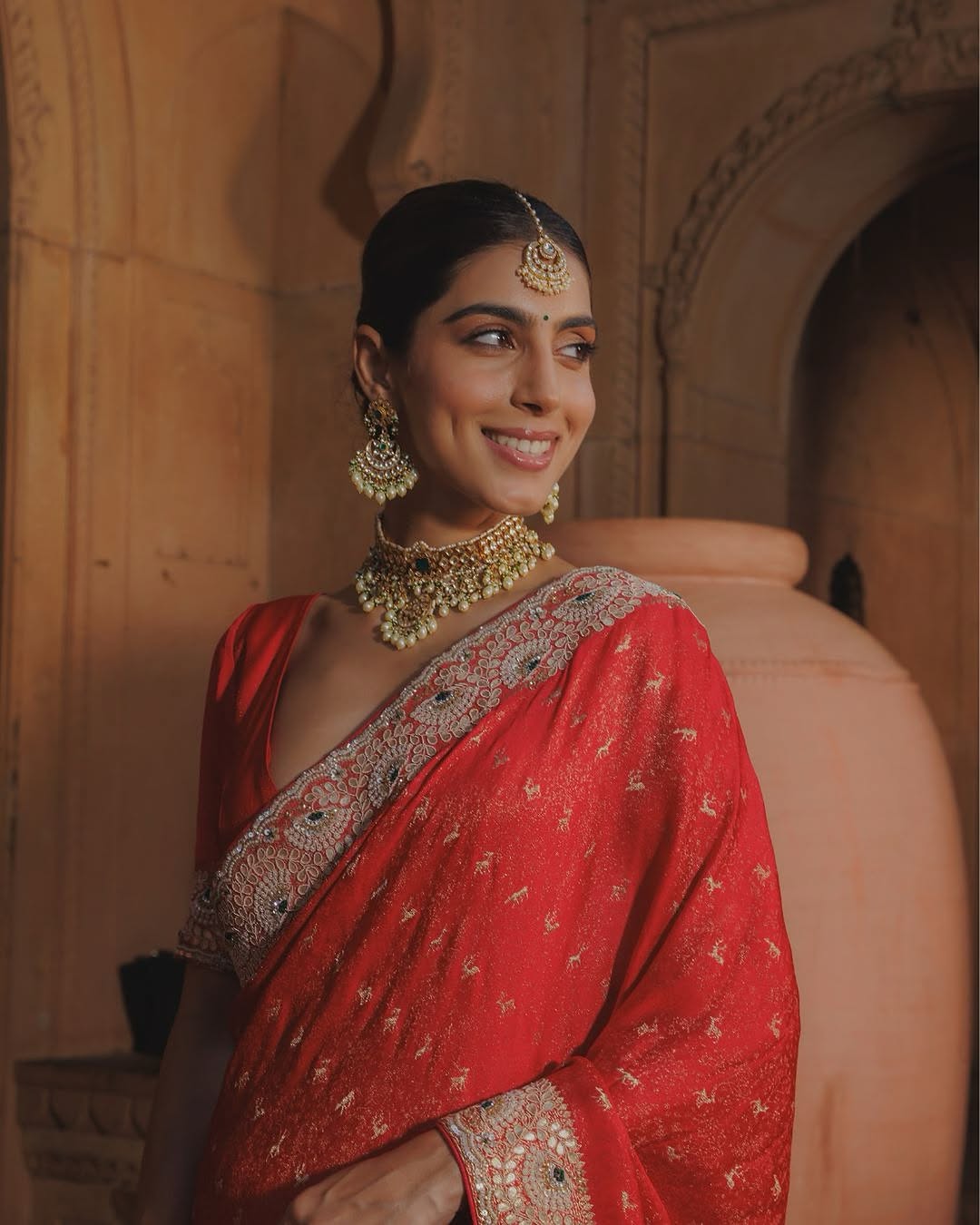 Afza Necklace Set with Earrings.
