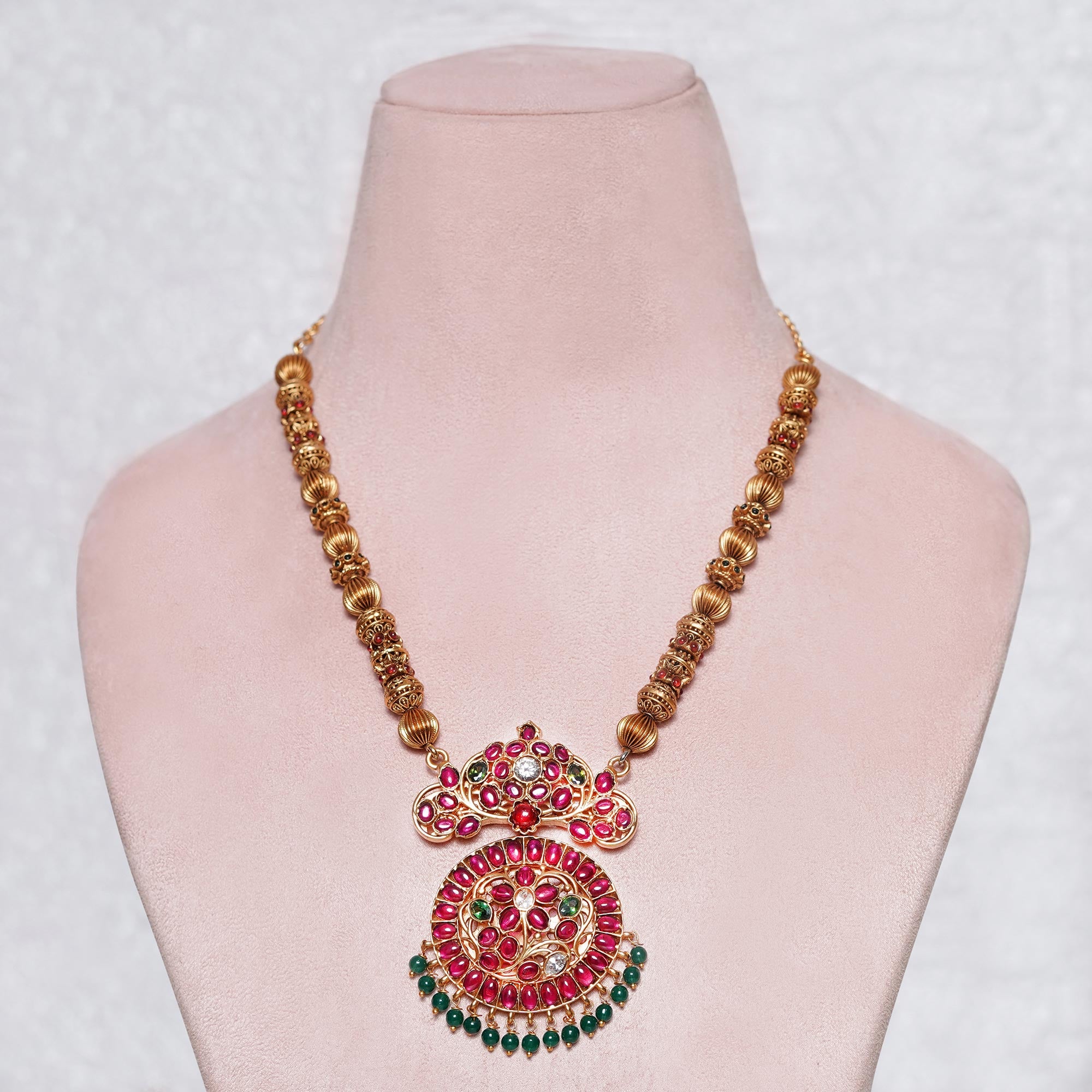 Zehna Necklace Set