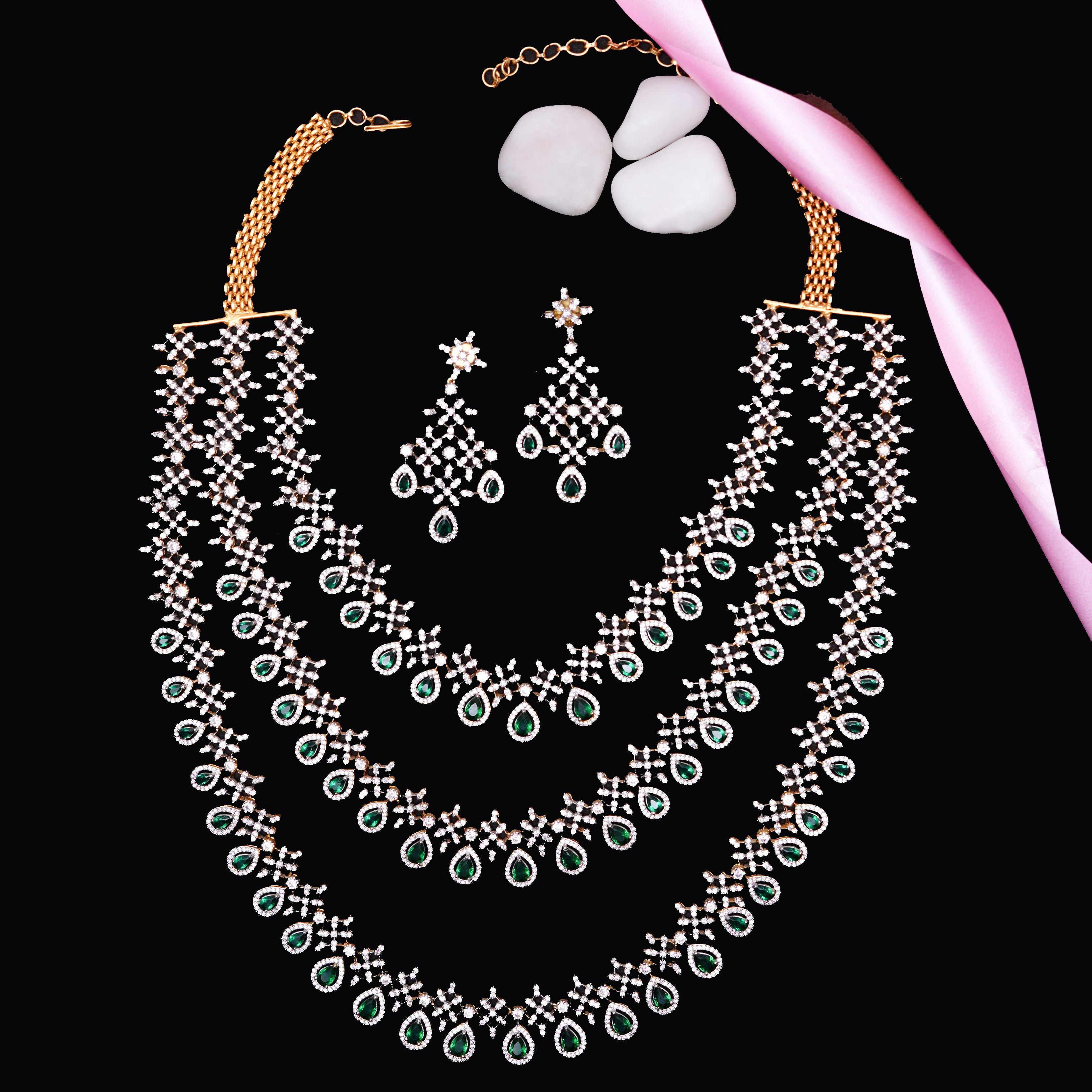 Isla Necklace Set