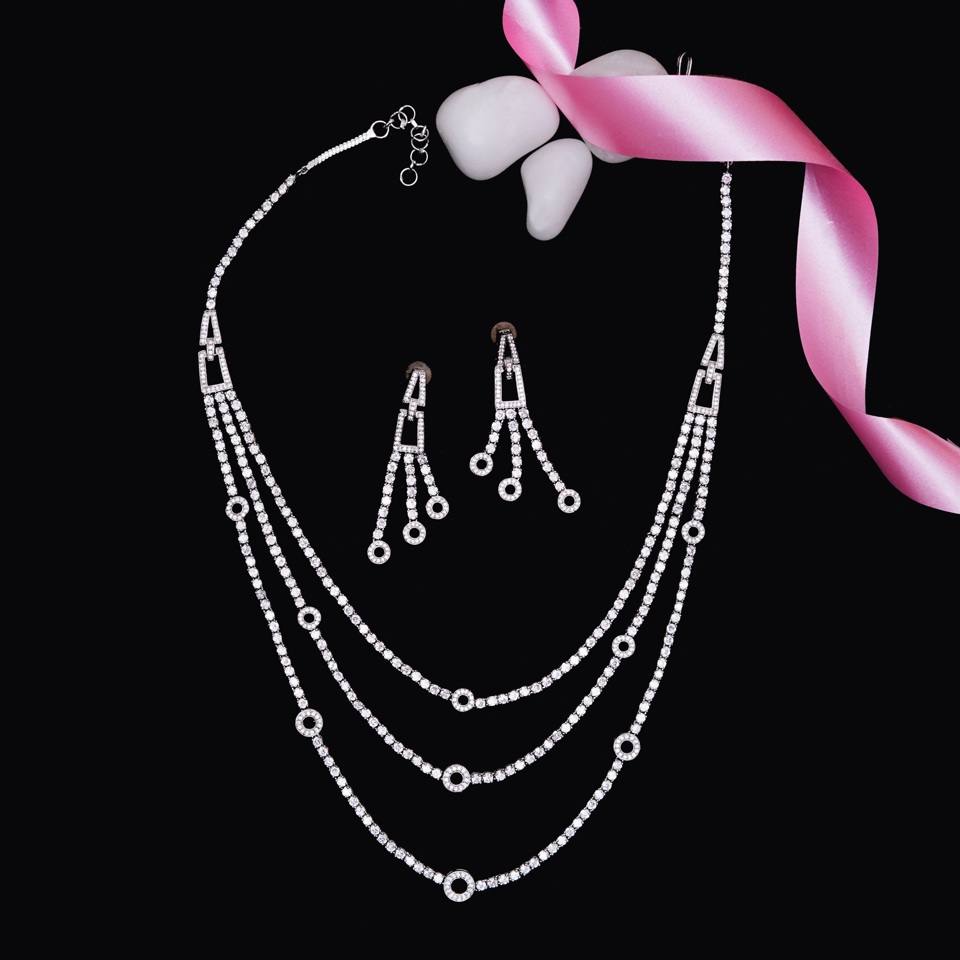 Ava Necklace Set