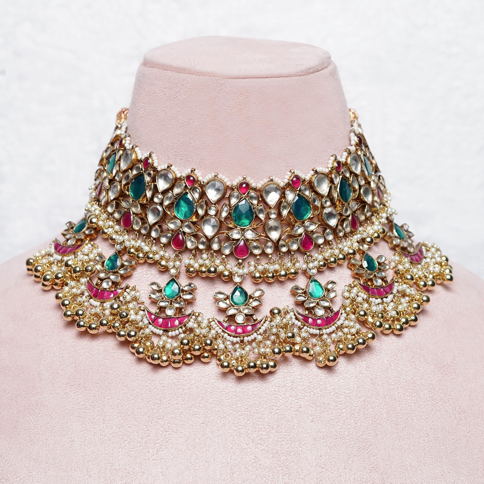 Paro Necklace Set