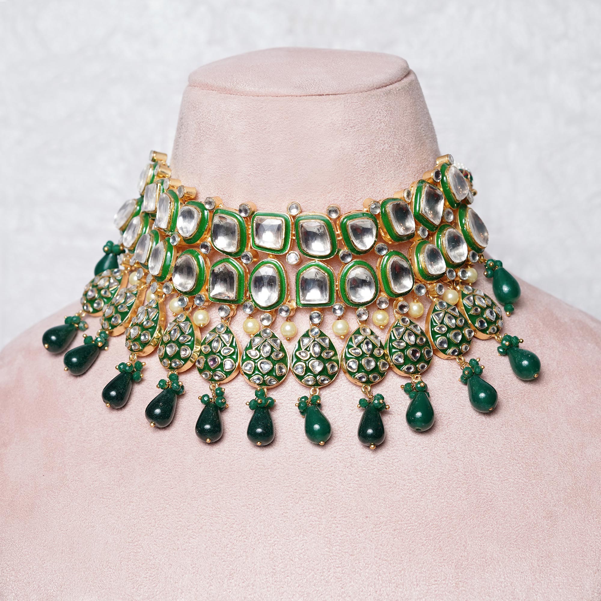 Taani Necklace Set