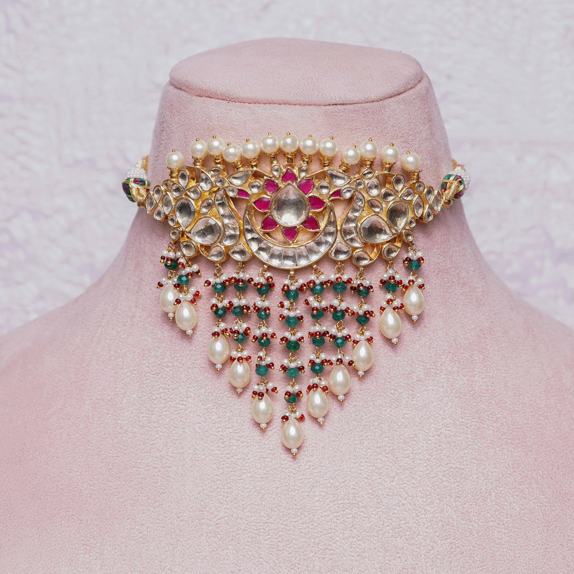 Tejasvi Necklace Set