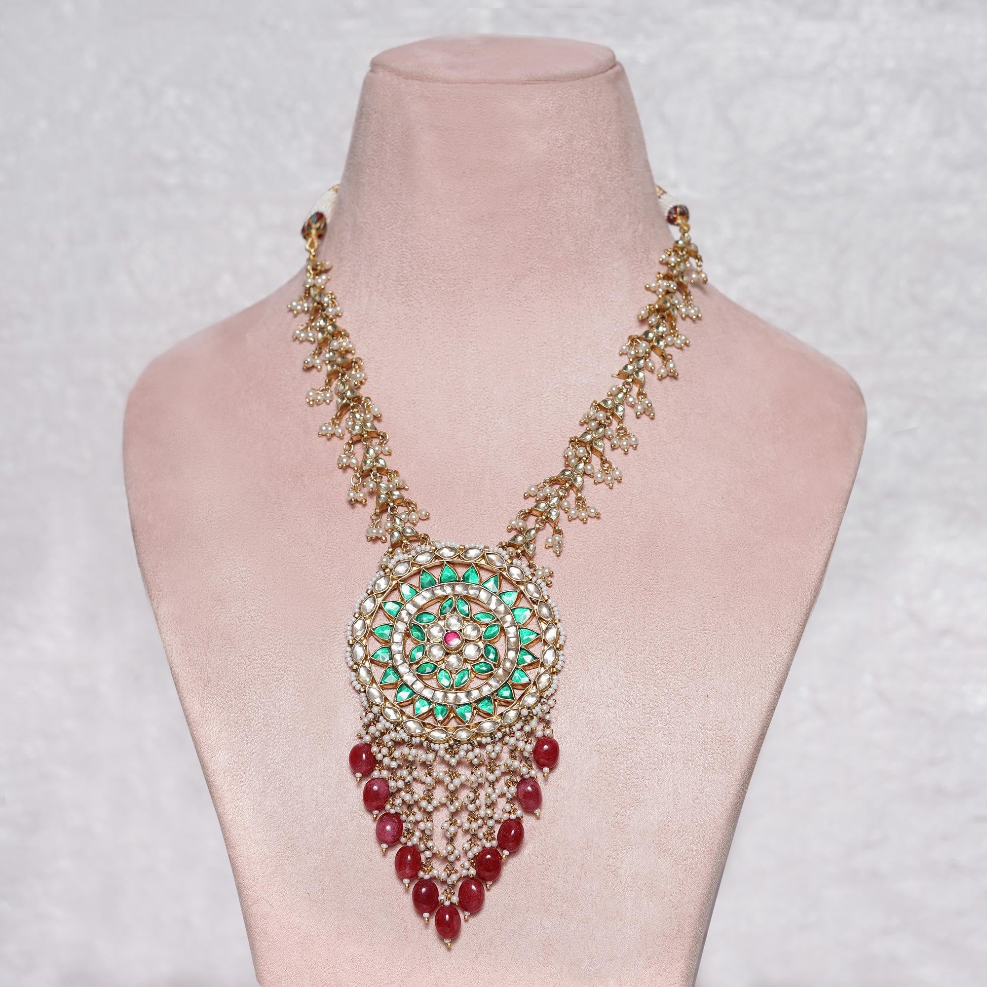 Zaara Necklace Set