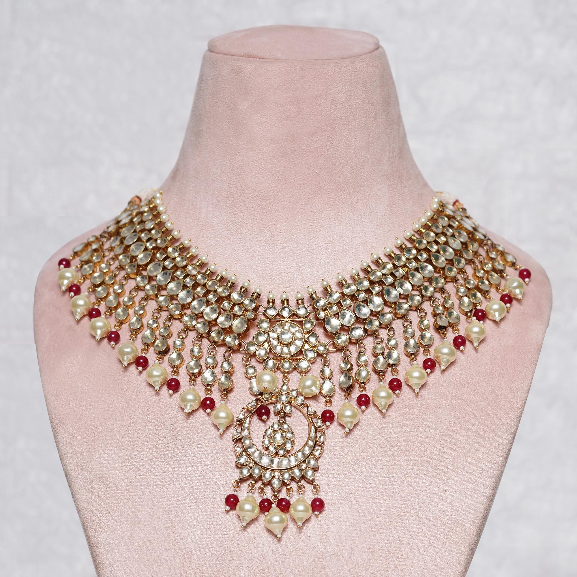 Divyanshi Necklace Set