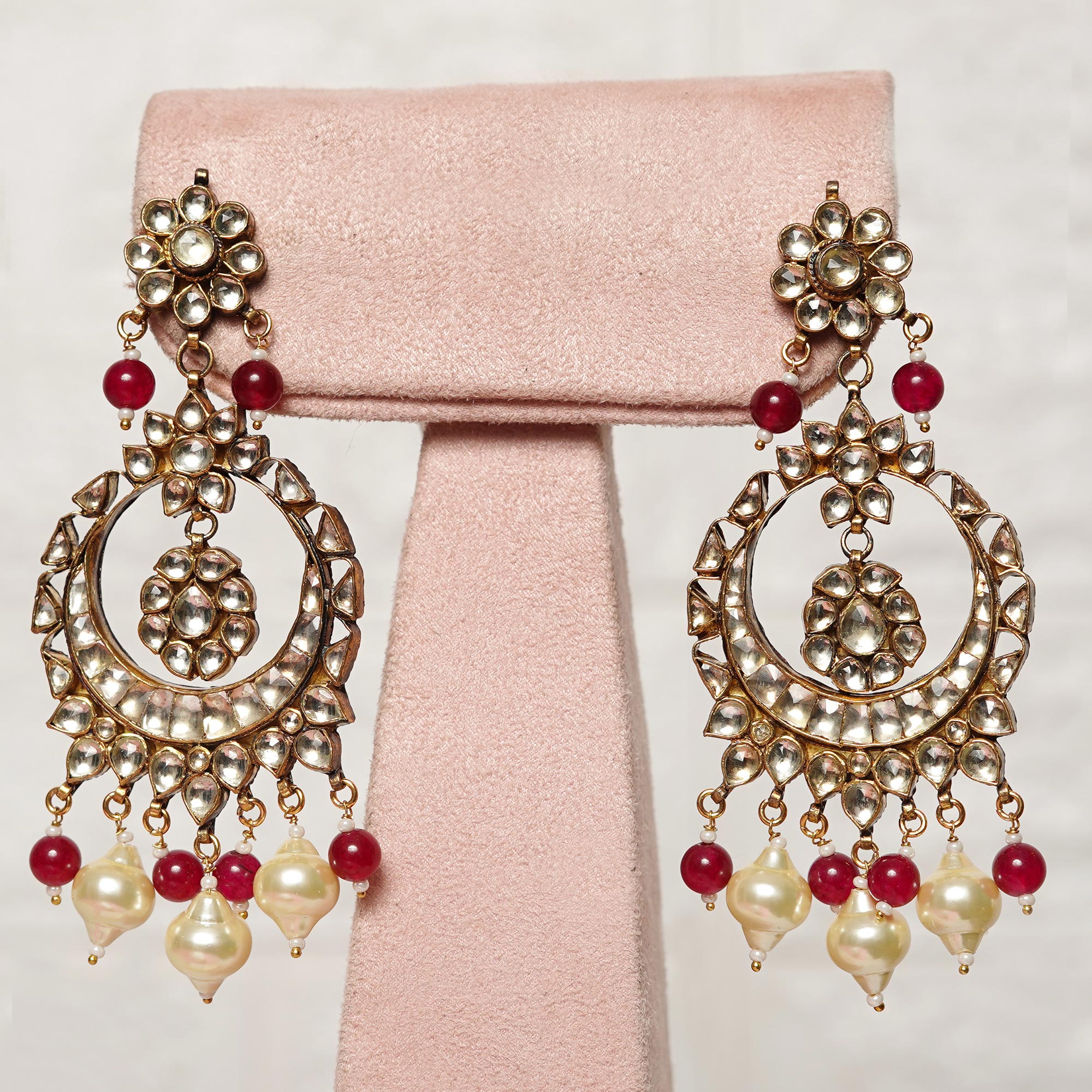 Divyanshi Necklace Set