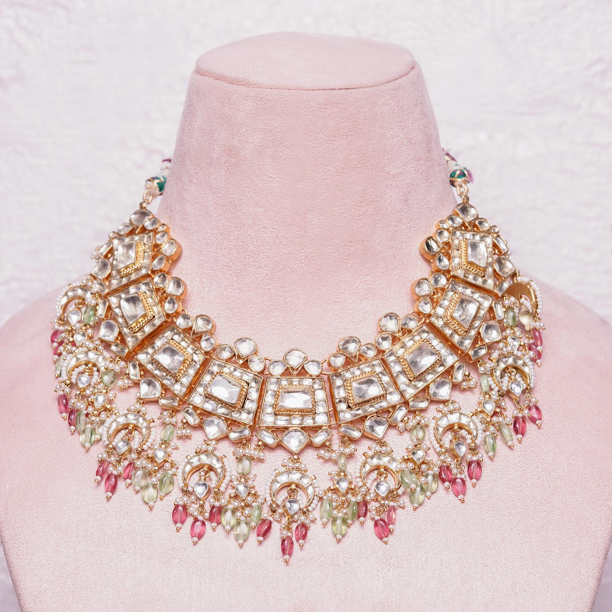 Hemali Necklace Set