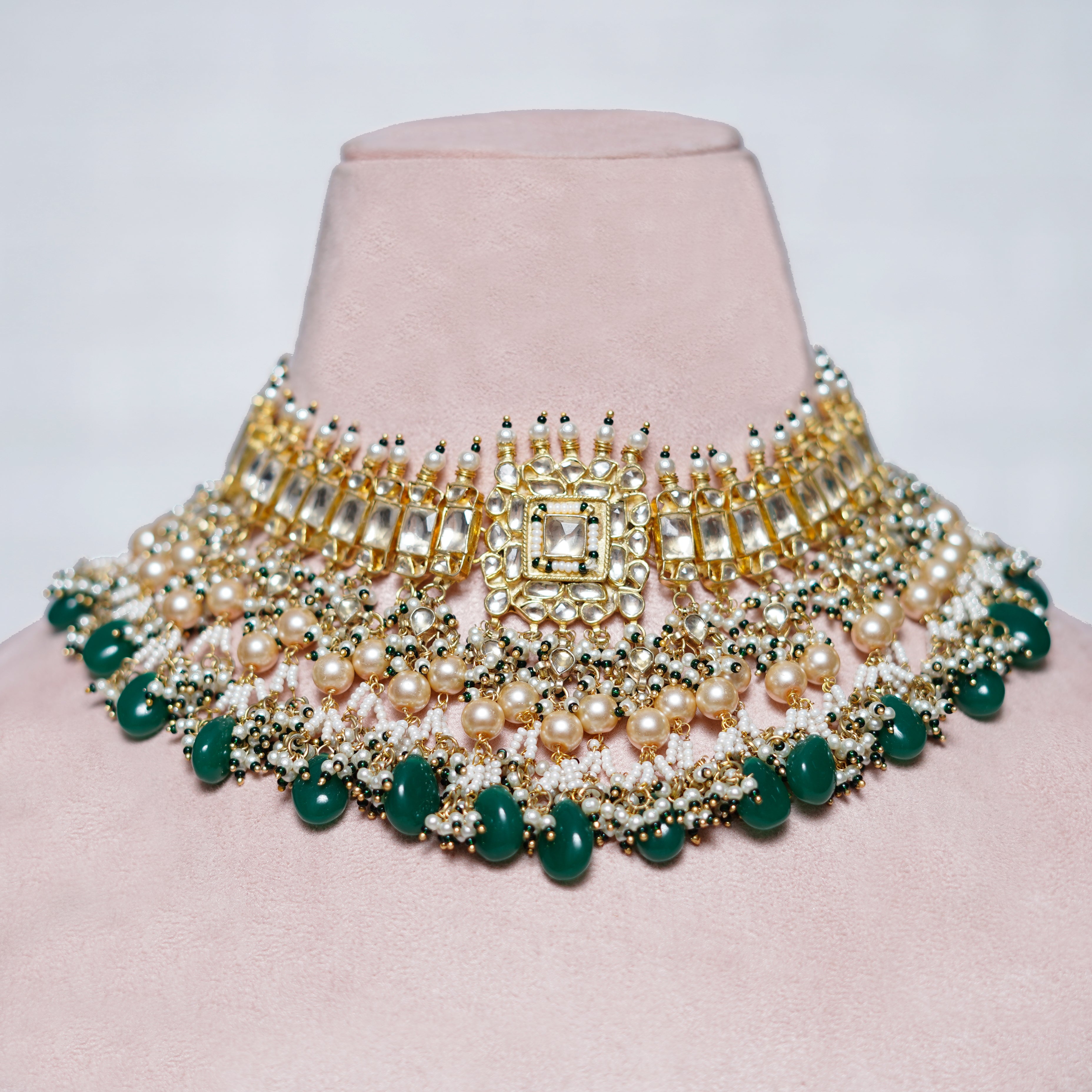 Alankriti Necklace Set