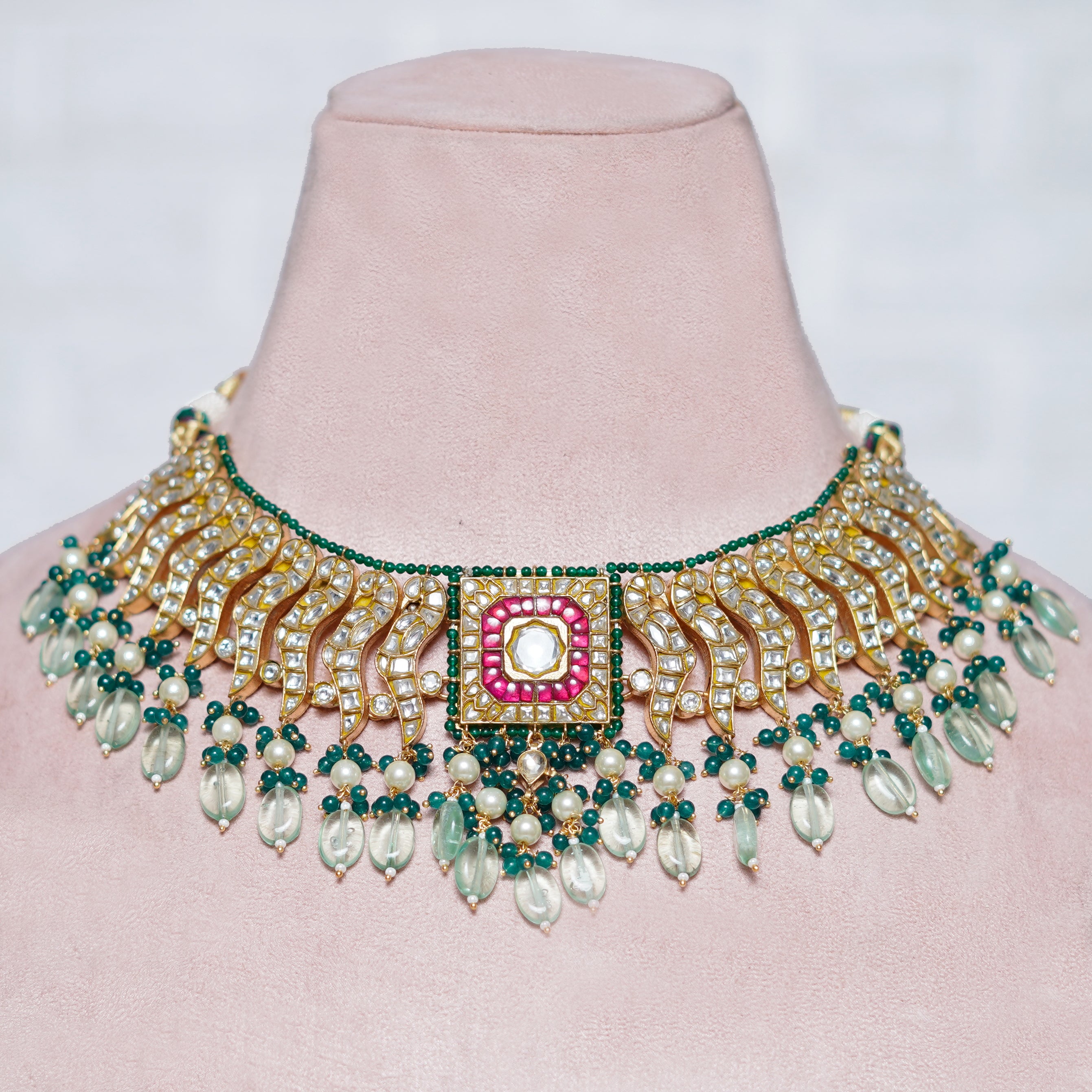 Aalia Necklace Set