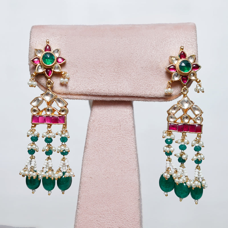 Aarohi Necklace Set